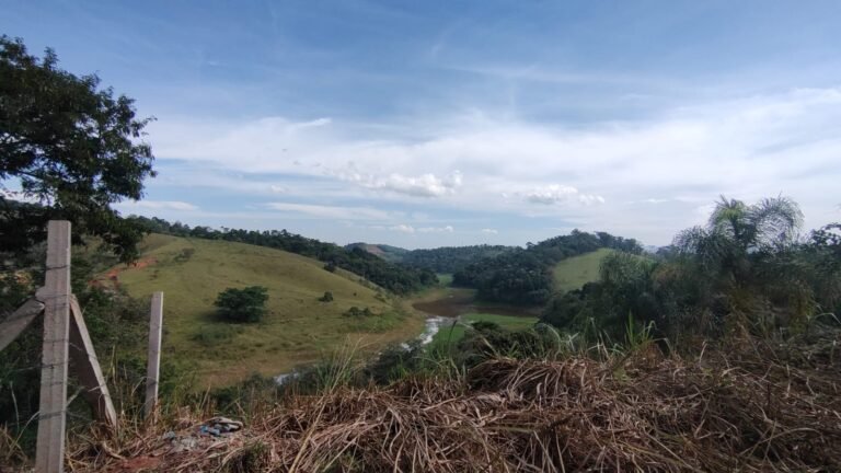 LOTE 1356 M² PÉ NA ÁGUA REPRESA SANTA ISABEL SP