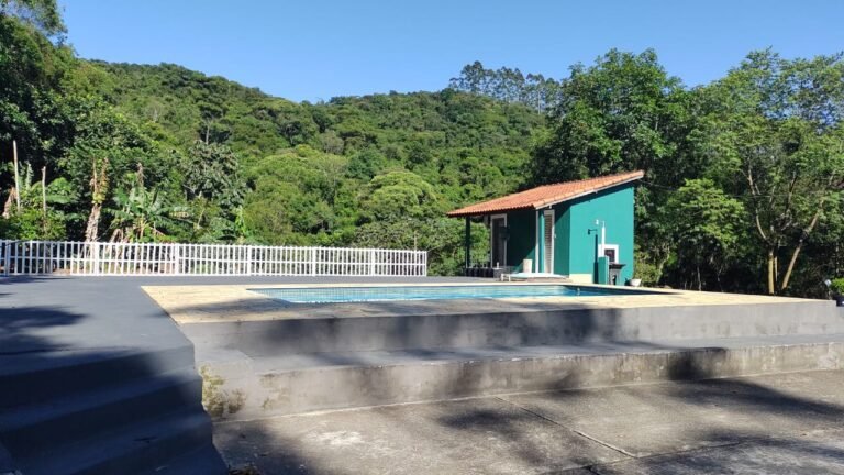 Refúgio Exclusivo em Meio à Mata Atlântica | 6 Alqueires | Porteira Fechada | Próximo à Represa de Nazaré Paulista